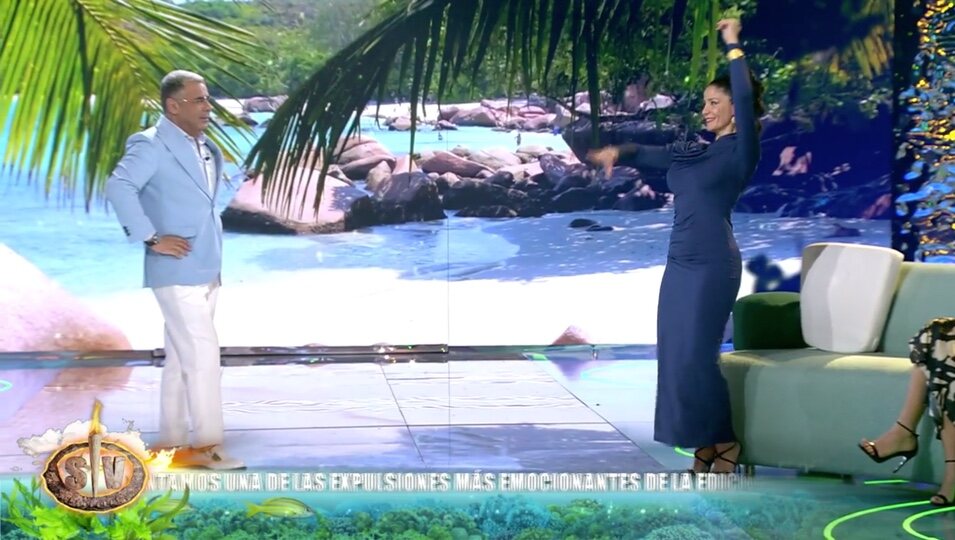 Ana baila en el plató de 'Supervivientes 2024' |Telecinco