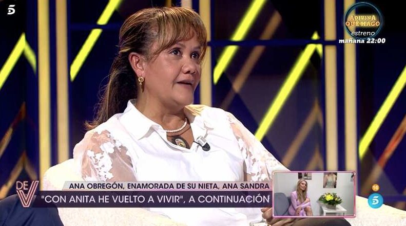 Darling Arrieta en el plató de '¡De viernes!'/ Foto: telecinco.es