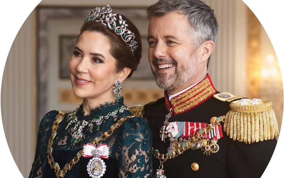 Federico y Mary de Dinamarca vestidos de gala