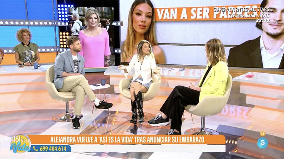 Alejandra Rubio en el plató de 'Así es la vida' tras dar su exclusiva | Foto: Telecinco.es