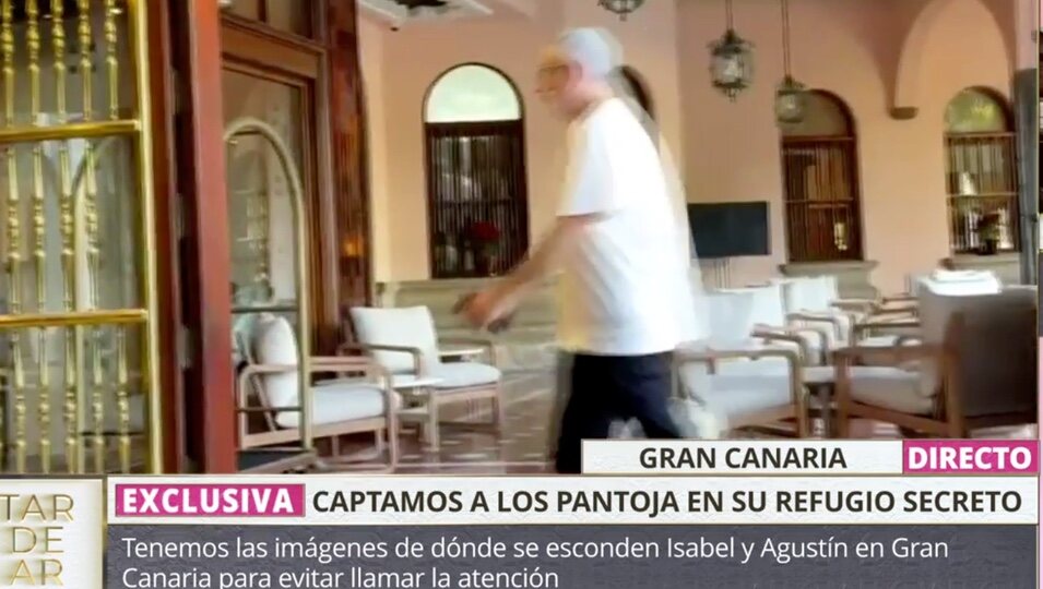 Agustín Pantoja entrando en el hotel | Foto: telecinco.es