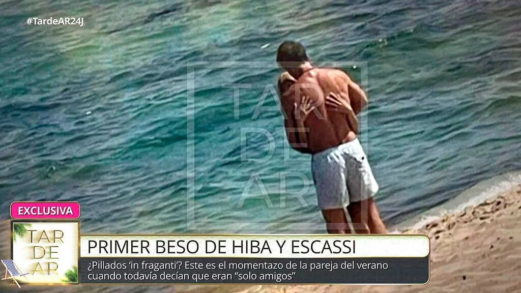 Hiba Abouk contradice a Álvaro Muñoz Escassi y niega que tegan algo | Foto: Telecinco.es