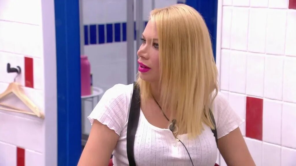 Vanessa, triste por sentir carencias su matrimonio con Javi | Foto: Telecinco.es