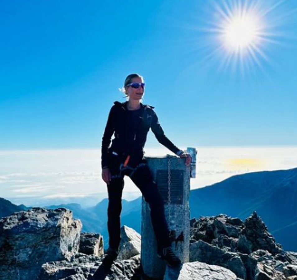 Tatiana de Grecia en la cima del Monte Olimpo el día de la boda de Theodora de Grecia | Foto: Instagram Tatiana Blatnik