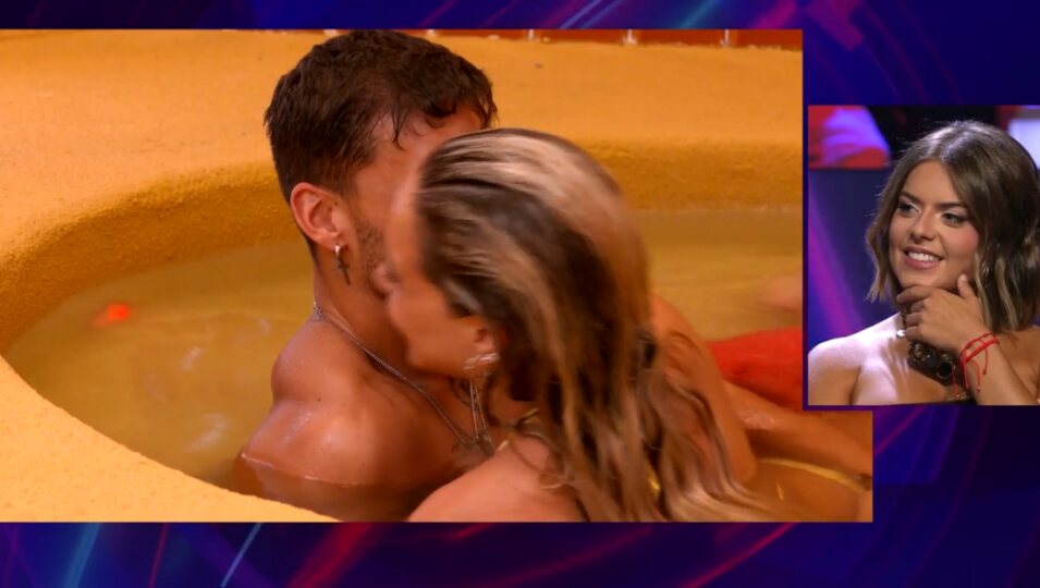 Edi y Violeta en el jacuzzi | Telecinco