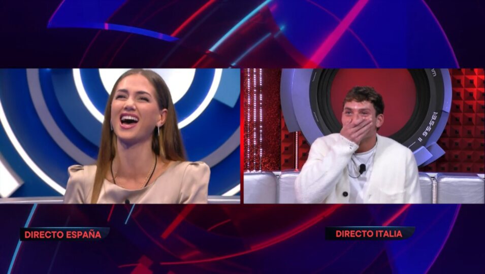 Maica y Tomasso hablan por videollamada | Telecinco