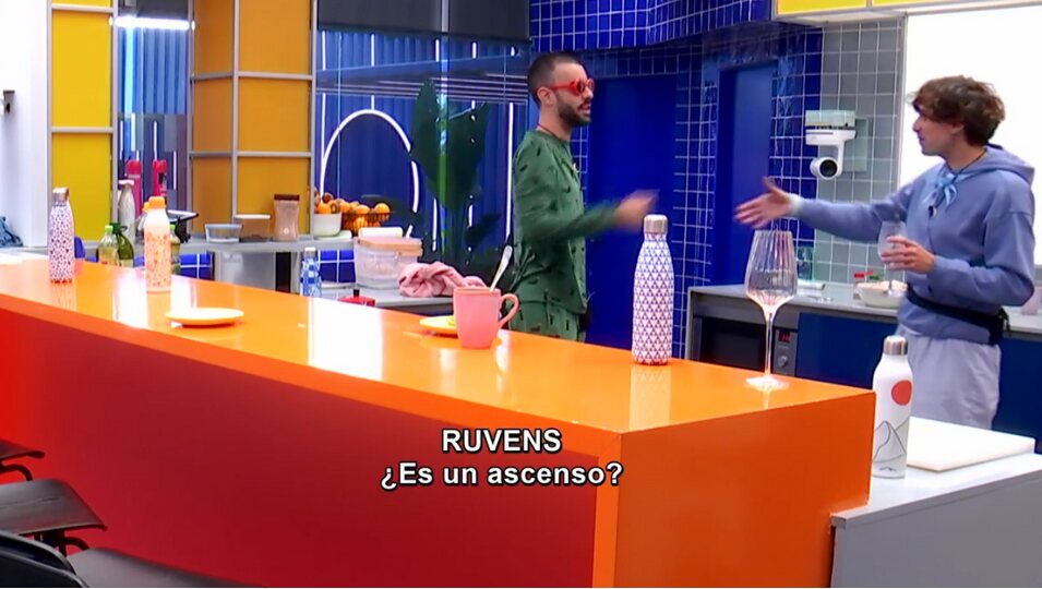 Ruvens y Óscar charlando en la cocina l Fuente: Telecinco