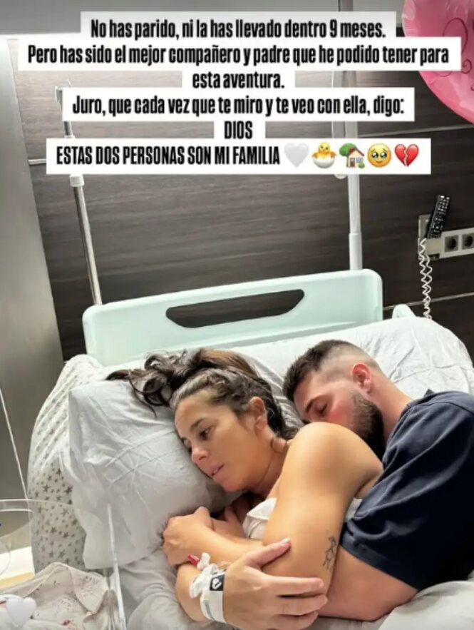 Anabel Pantoja y su novio en el hospital junto a su hija/ Foto: Instagram