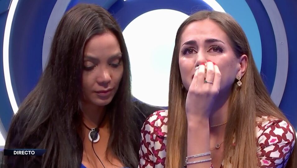 Daniela fue la única que escuchó la curva de la vida de Maica. Fuente: Telecinco