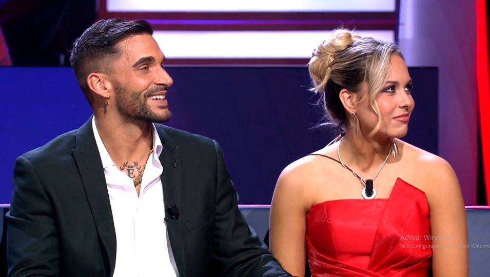 Violeta y Edi en la gala final de 'Gran Hermano 2024'/Foto: telecinco.es 