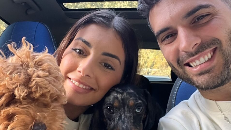 Marieta y Suso con sus dos perros/Foto: Instagram 