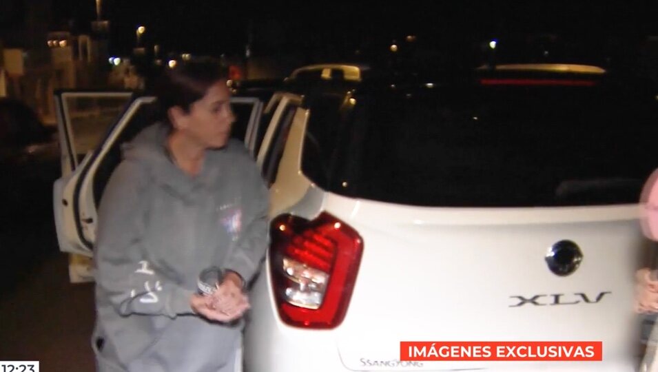 Anabel Pantoja rumbo al aeropuerto | Foto: telecinco.es