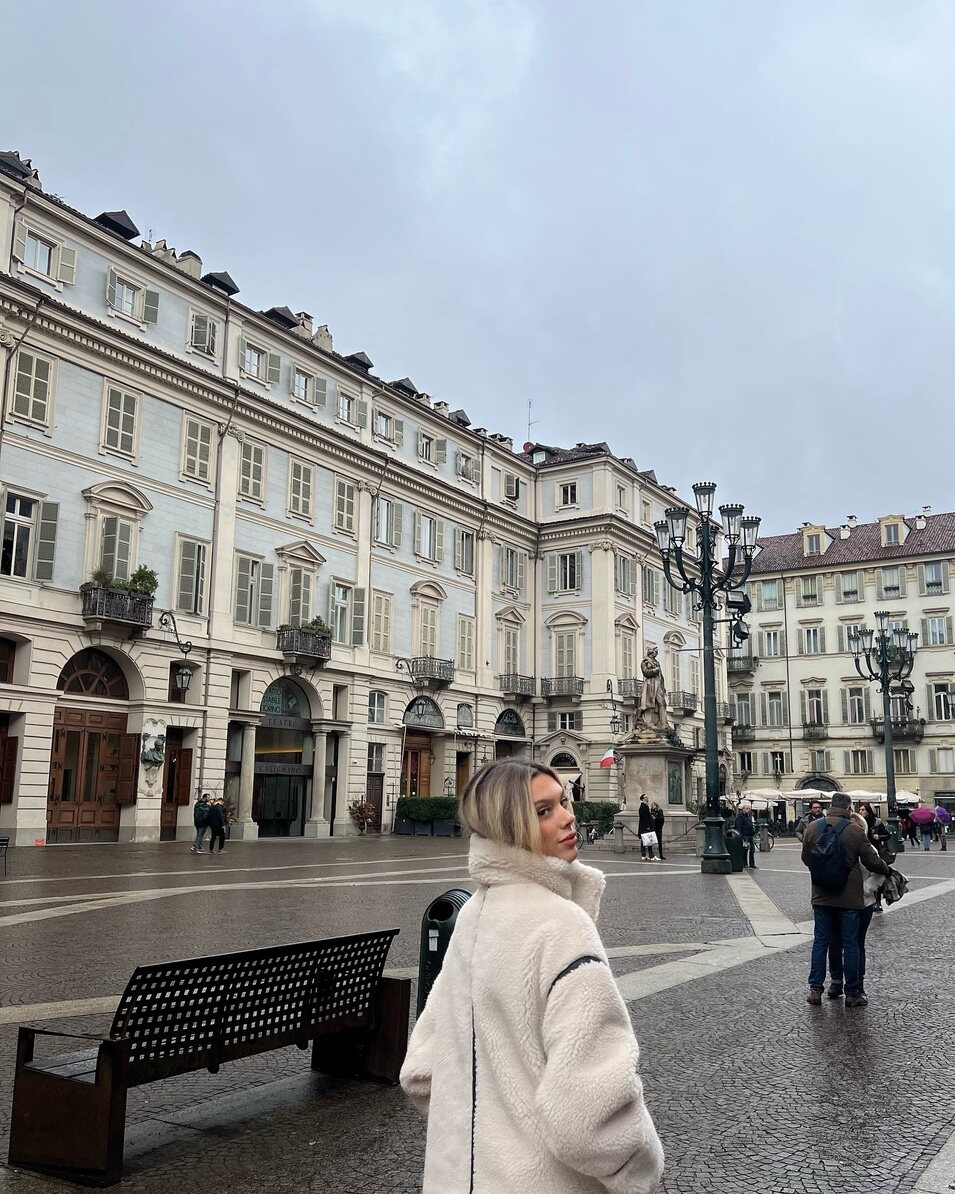 Alejandra por las calles de Turín | Instagram