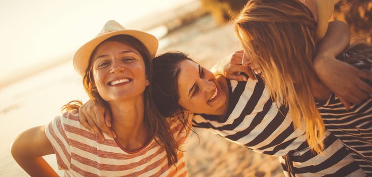 Si no tienes pareja no, el mes de julio es un buen momento para disfrutar de ti mismo y de tus amigos