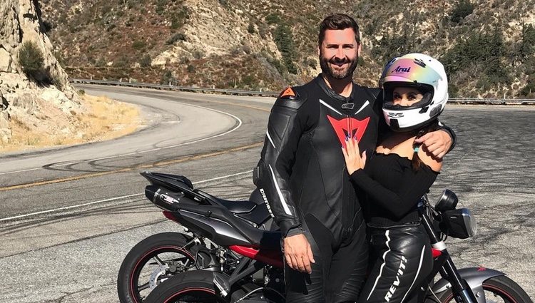 Annette Carrion y su pareja Jimmy en una foto que ella compartió en su Instagram