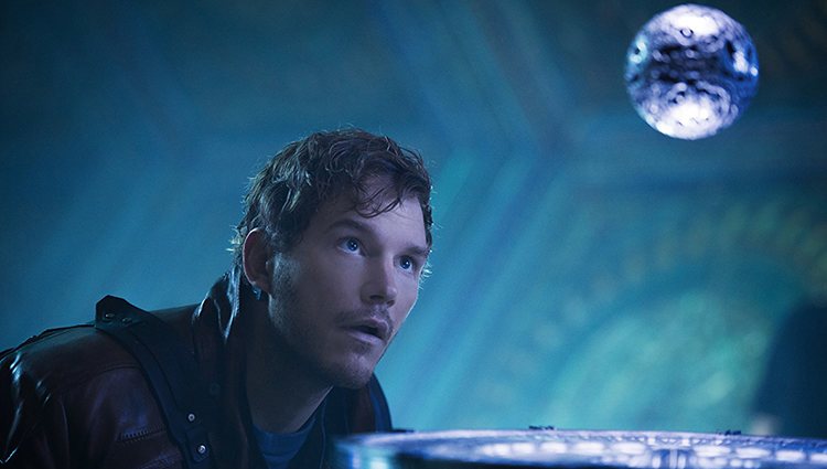 Peter Quill con el Orbe