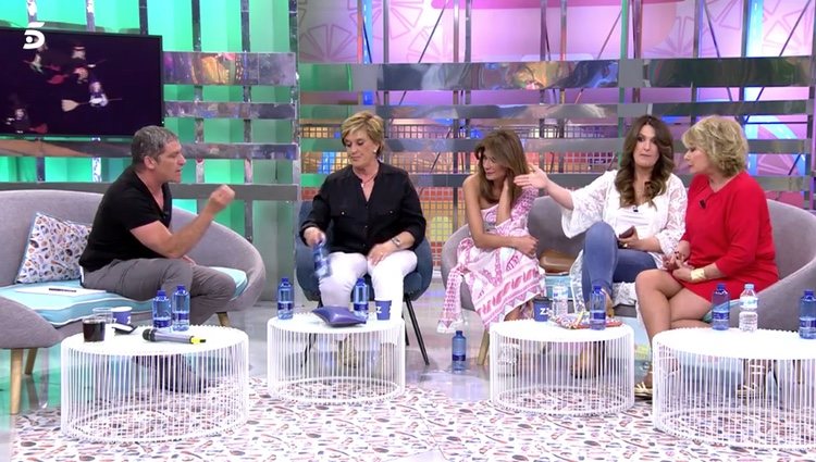 Mila Ximénez y Gustavo González discutiendo en 'Sálvame' | Foto: Telecinco.es