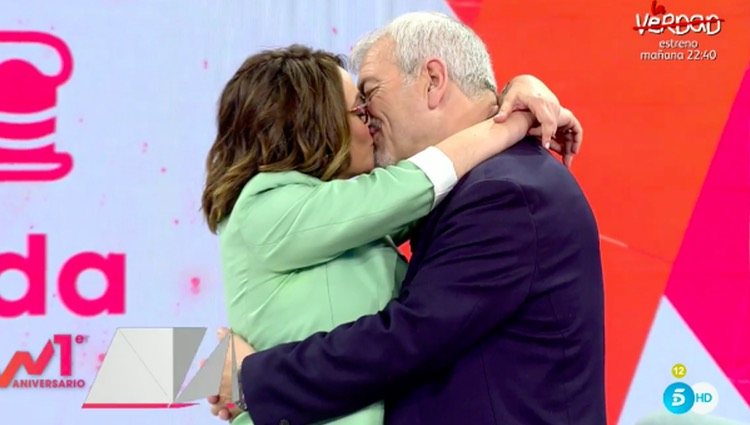 Toñi Moreno y Carlos Sobera desatan su pasión en 'Viva la vida' / Foto: Telecinco