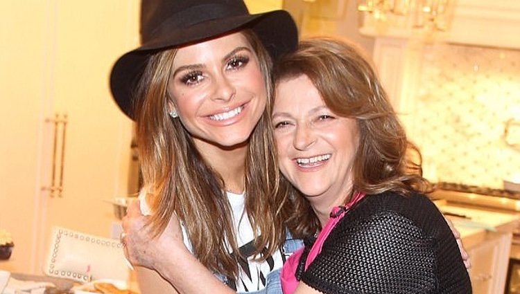 María Menounos junto a su madre, Lisa / Fuente: Instagram