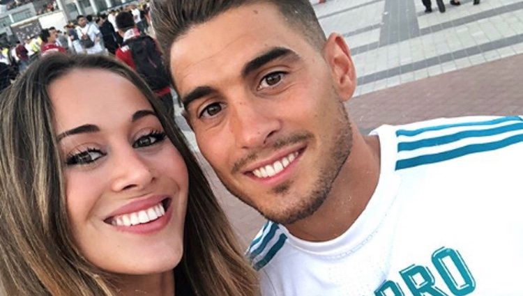 Álvaro y Claudia Hierro en Kiev para ver al Real Madrid | Fuente: Instagram