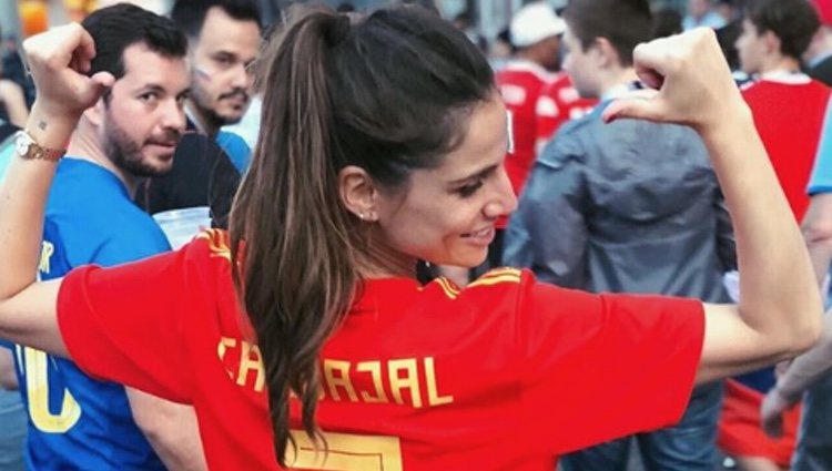 Lucía Villalón con la camiseta de Dani Carvajal | Fuente: Instagram Lucía Villalón