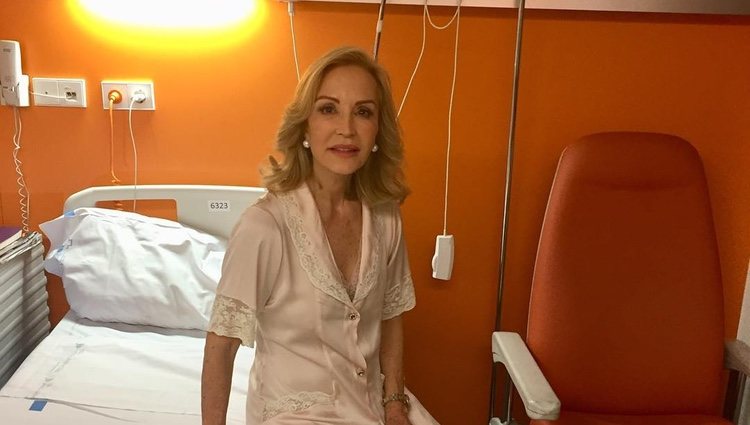 Carmen Lomana en el hospital / Instagram