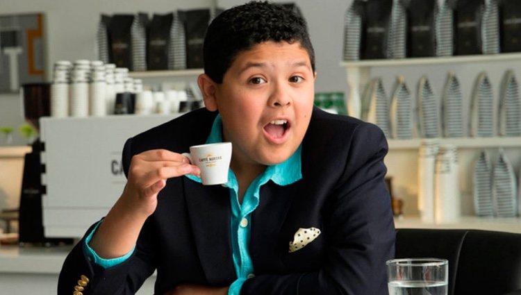 Manny Delgado con un look particular en 'Modern Family'