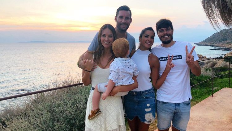 Rudy Fernández, Helen Lindes con el pequeño Alan, Beatriz Zamorano y David Junquera en Mallorca / Instagram