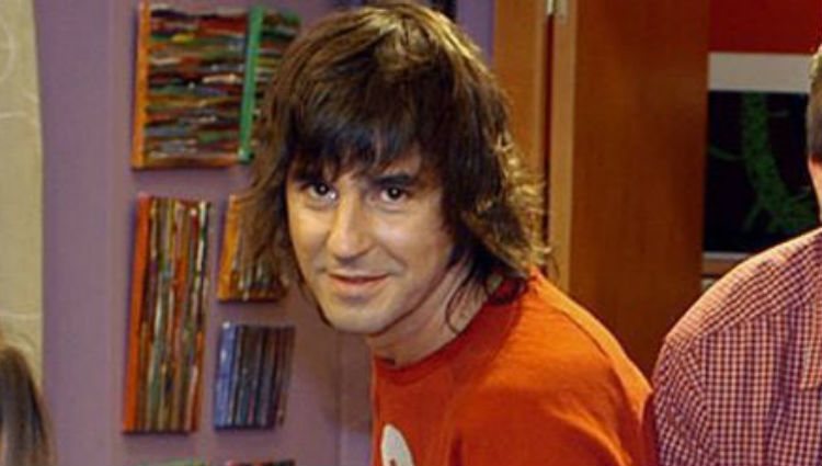 Santi Millán como Sergio Antúnez en la sitcom de Telecinco '7 Vidas'