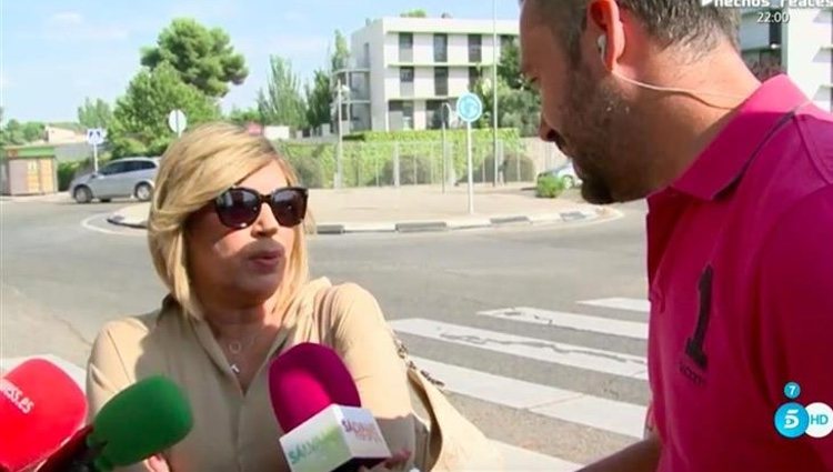 Terelu Campos hablando con la prensa / Foto: telecinco.es