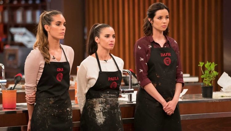 Paula Prendes con Ona Carbonell y Dafne Fernández en la prueba de eliminación/ Foto: RTVE