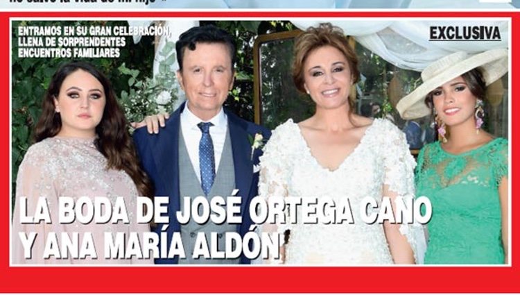 La familia en la portada de Hola