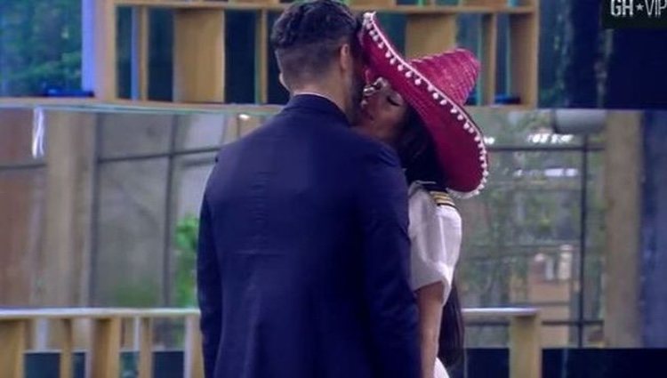 Suso Álvarez y Aurah ruiz en la fiesta mexicana | Foto: Telecinco