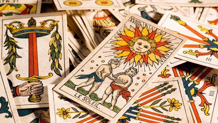 El tarot es uno de los métodos más utilizados para la adivinación