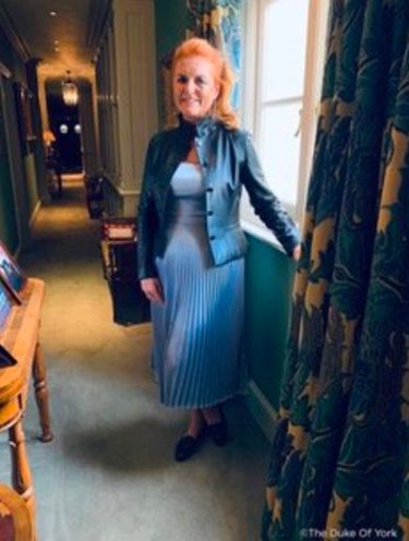 Sarah Ferguson, felicitada por el Duque de York