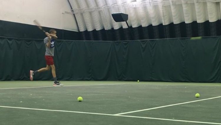 Romeo Beckham jugando al tenis | Foto: Instagram Romeo Beckham