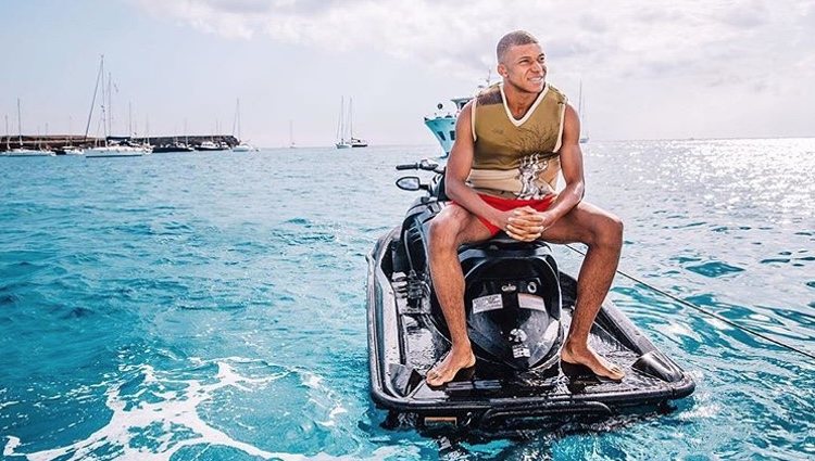 La lujosa vida de Mbappé a sus 19 años | Foto: Instagram Kylian Mbappé