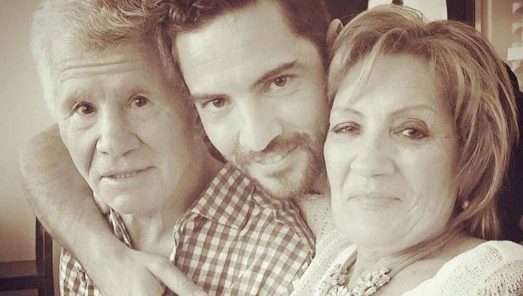 David Bisbal con sus padres/ Foto: Instagram