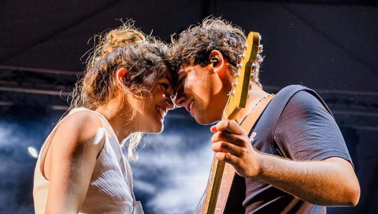 Foto subida por Alfred a Instagram tras su concierto en El Prat, donde Amaia cantó con él