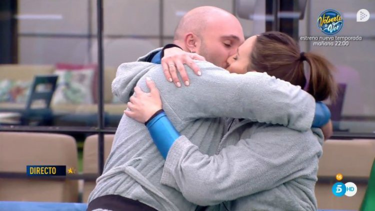 Kiko e Irene celebran su inmunidad y su conquista de la suite | telecinco.es