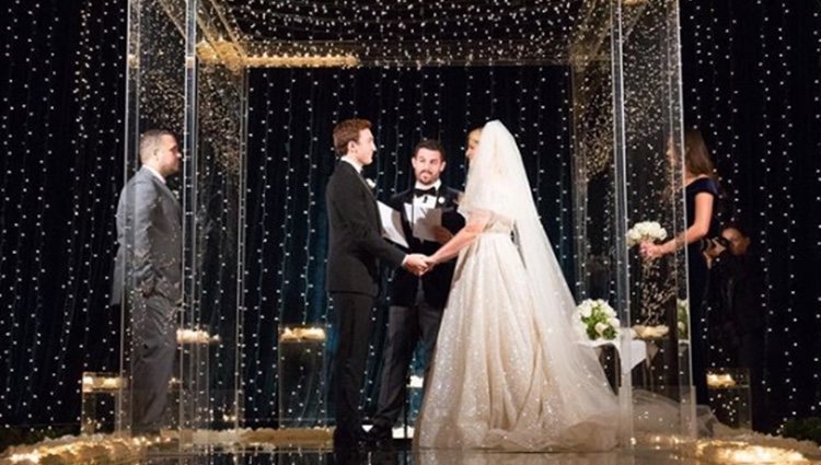 Meghan Trainor y Daryl Sabara en su boda| Foto: Instagram