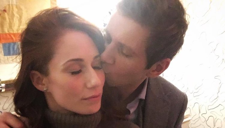 Allen Leech y Jessica Blair Herman en una foto muy romántica/ Foto: Instagram