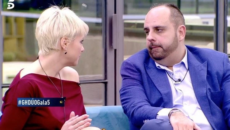 Julio Ruz y María Jesús Ruiz aclarando las cosas | Foto: telecinco.es