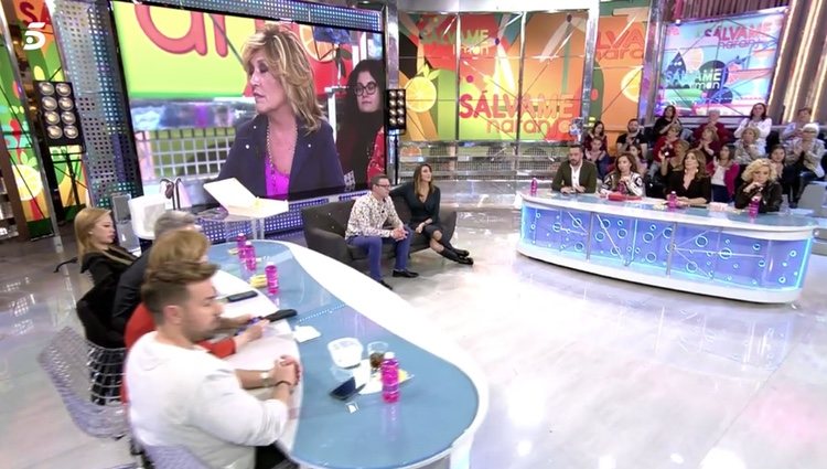 Colaboradores de 'Sálvame' hablando de Lydia Lozano | Foto: telecinco.es