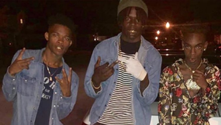 YNW Melly a la derecha junto a sus dos amigos / Foto: Instagram