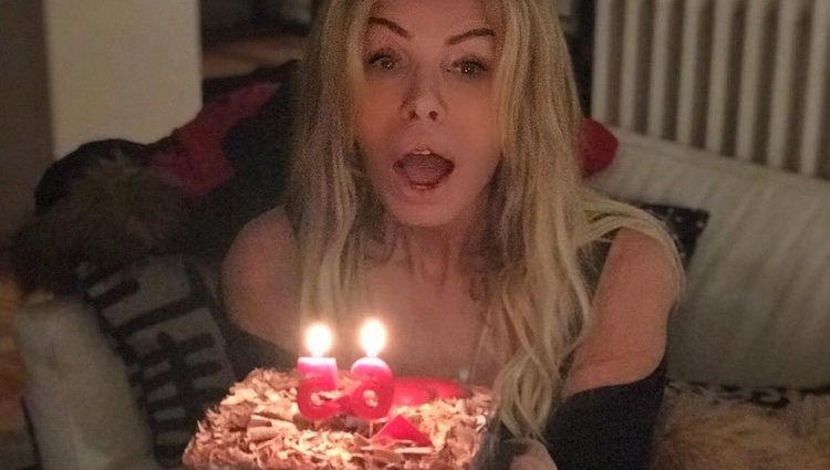 Bibiana Fernández celebrando su 65 cumpleaños