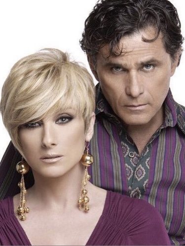 Christian Bach y su marido Humberto Zurita