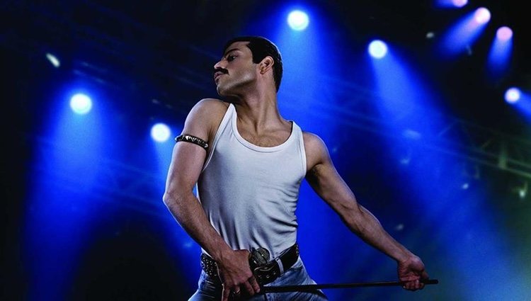 Freddy Mercury en un fotograma de la película