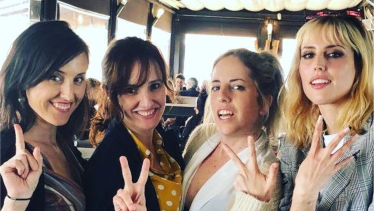 Natalia y Celia de Molina junto a sus dos hermanas/Foto:Instagram