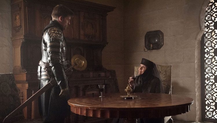 Jaime Lannister y Olenna Tyrell momentos previos a la muerte de la reina de espinas